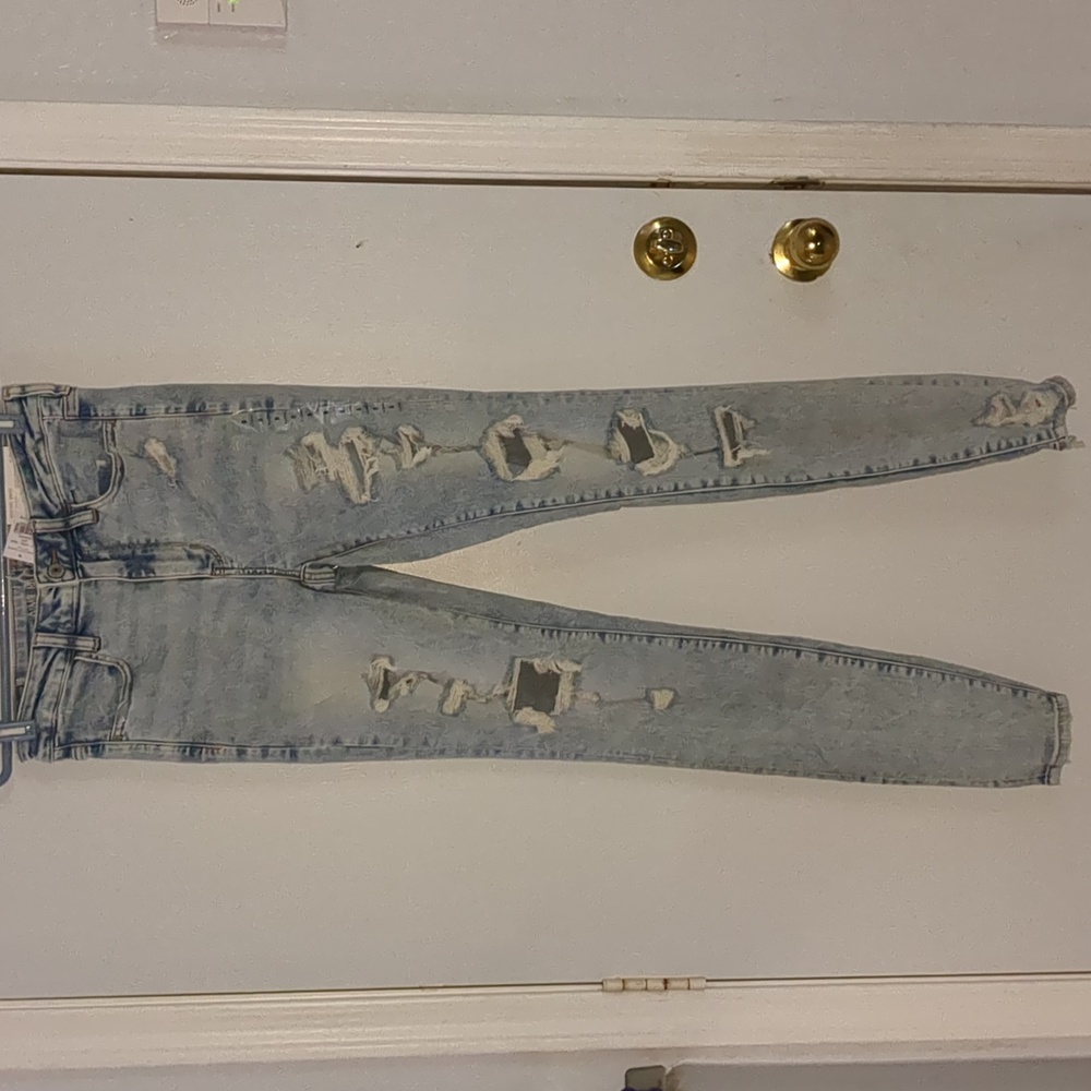 NWOT high rise jeans size 8